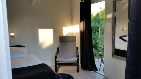 Twin Room, Shared Bathroom (Tranan) | Room amenity