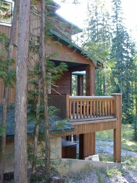 Double Balcony with Gas BBQ, private Hot Tub below