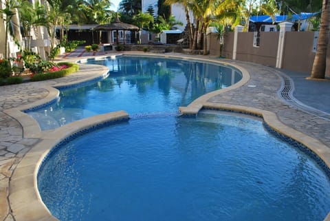 large refreshing pool