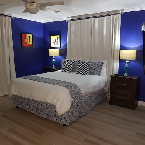 Queen bed
