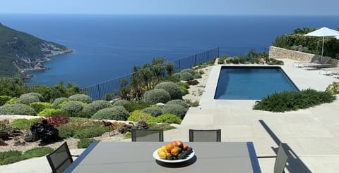 Stunning views mountains sea and pool