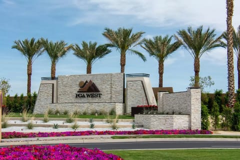 Entrance to PGA West - La Quinta