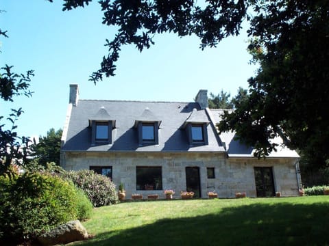 South side - Terrace and garden