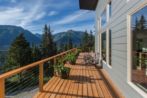 3rd floor deck.