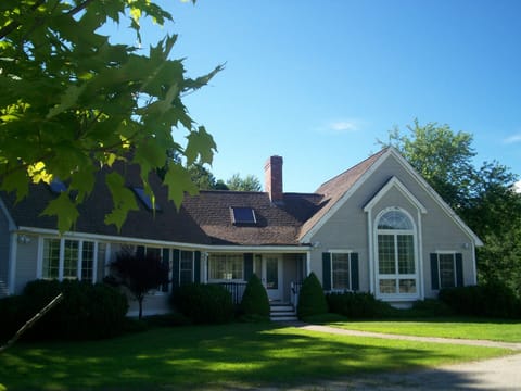 Spacious Family and Group Friendly Home on the Sunday River
