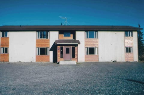  LODGE