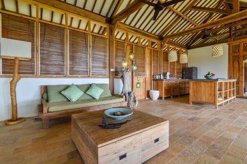 Lounge and kitchen area