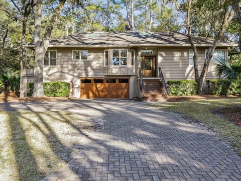 18 Wagon Road in Sea Pines