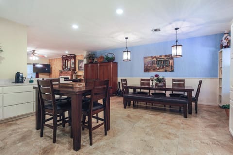 Suite 3- Named the ‘ The Gathering Place’ for a Reason. Huge Dining Room 