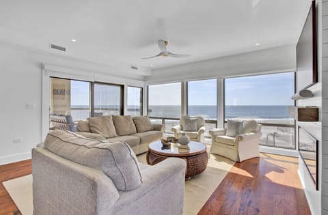 Welcome to 1101 Ocean Club!