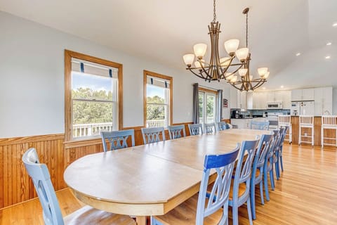 Top-Level Dining Room with Table (seats 14)