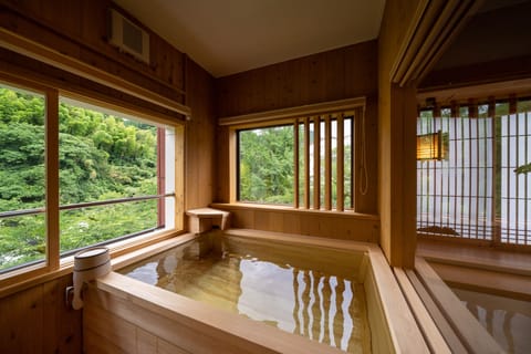 Royal Suite, Annex with Fine-view Bath (Kame) | Bathroom | Free toiletries, hair dryer, towels