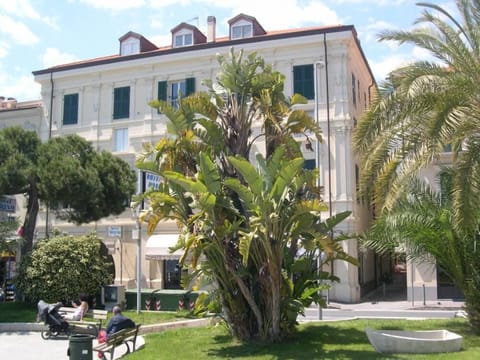 Facade