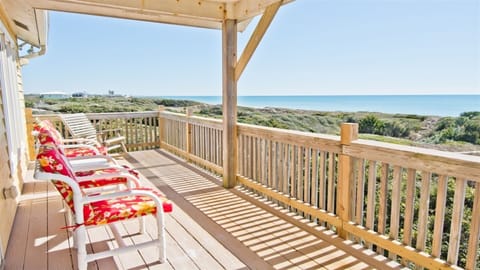 Panoramic Beachfront view of the Atlantic. Watch sun rise and set from our decks