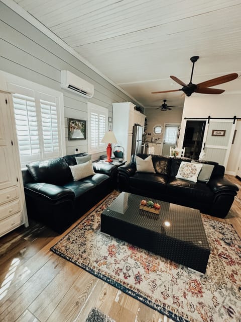 3052baed-51ca-46d0-9d6a-b656e2739a51