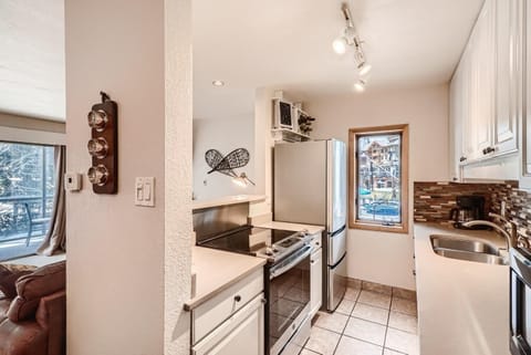 Condo, 1 Bedroom | 1 bedroom, free WiFi, bed sheets