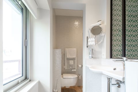 Small Simple Room | Bathroom | Eco-friendly toiletries, hair dryer, towels, soap