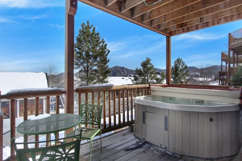 Condo, 1 Bedroom | Outdoor spa tub