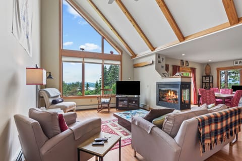 Welcome to Lodges #17 - Sunset Summit!