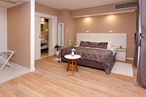 Deluxe Double Room, Balcony, Sea View | Premium bedding, memory foam beds, minibar, in-room safe