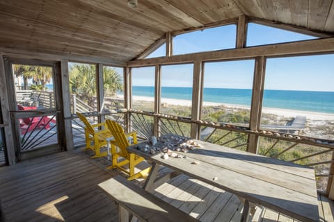 Screened in Porch
