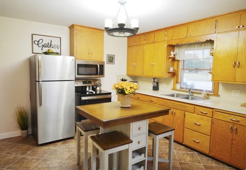 Kitchen has all stainless steel appliances.  
