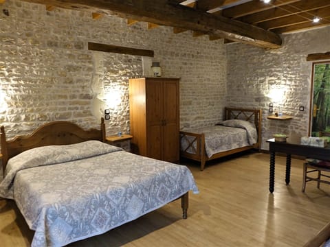 Une chambre familiale aux couleurs des sous bois