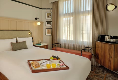 Classic Double Room | Desk, iron/ironing board, free cribs/infant beds, free WiFi