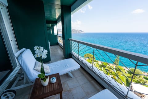 Camera Deluxe Matrimoniale con Balcone e Vista Mare | Balcony view