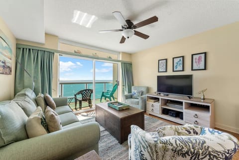 Oceanfront Living Room 