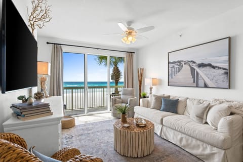 Clean modern living with Breathtaking Gulf Views  