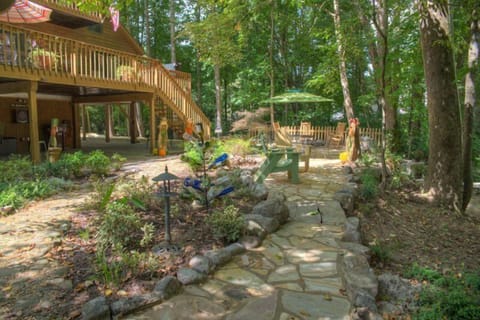 Have lunch or dinner on the patio.