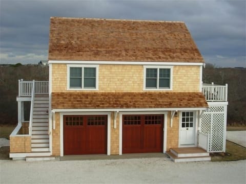 Carriage house apartment