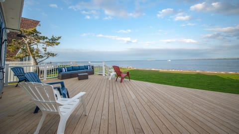 Relax with a local wine and cheese on your deck watching the beautiful sunset! 
