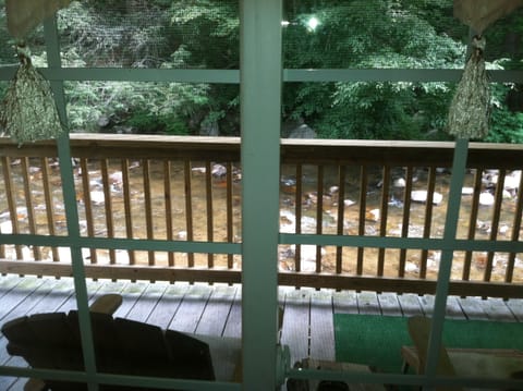 So close to Big Horse Creek you could literally fish from bed 