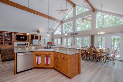 Center island with pullout garbage/recycling cabinet