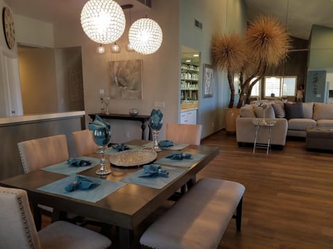 Dining area comfortably seats 6.