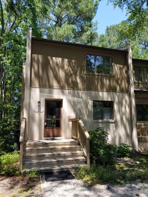 3 bedroom, 2.5 bath