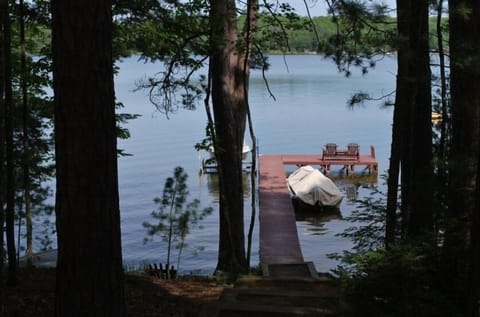 Beautiful Western Exposure ~ Great Waterskiing/Fishing Lake