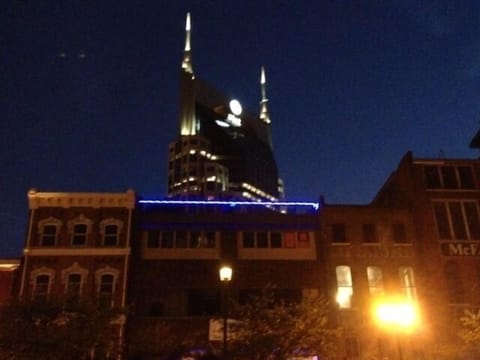 Live concerts downtown on the riverfront
