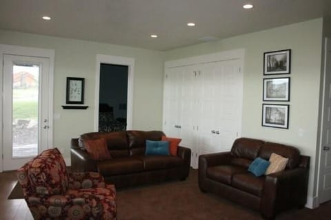 Downstairs living room. 50"  Flat screen, and Blue Ray.