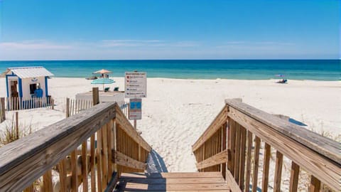 Beach Access
Beach Service Available