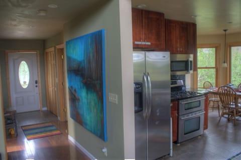 Looking back at front door.  Entering the bathroom on right..bedroom on left.