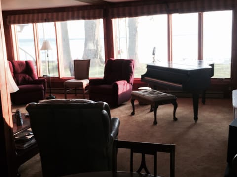 Living Room with Lake View!!