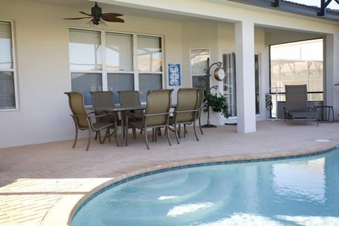 Pool and Hot Tub/Spa