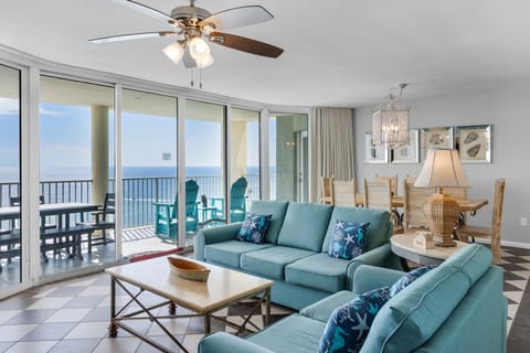 Long Beach Resort 2-Bedroom Condo with Seasonal Beach Chairs (Mar 1 - Oct 31)