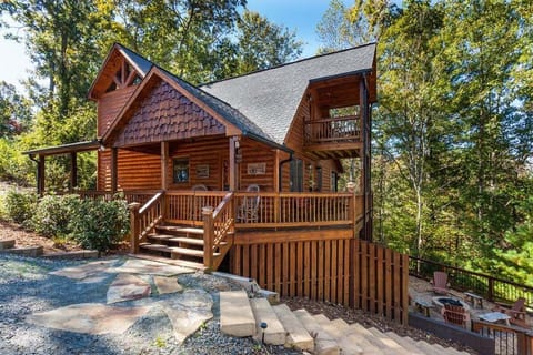 Welcome to Honeybear Lodge!