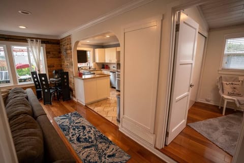 E496cb75 9ad3 4227 93c1 a1ff13e8169d