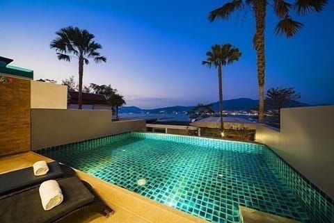 Villa 3 oceanfront pool villa