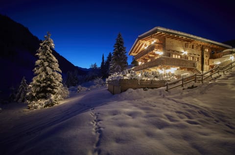 Chalet, 5 Bedrooms, Mountain View (Lodge) | Garden view